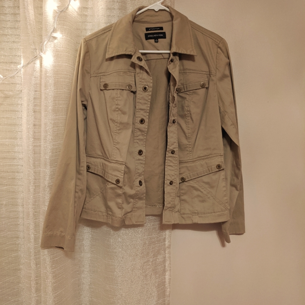 Jones New York tan jacket